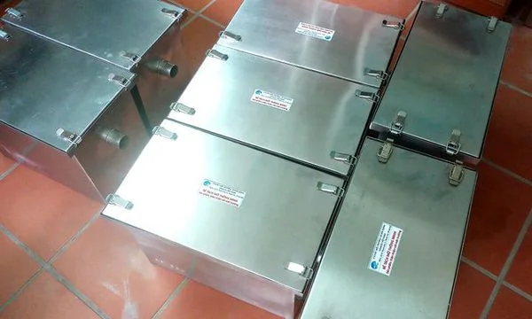 Sản phẩm bể tách mỡ bằng inox