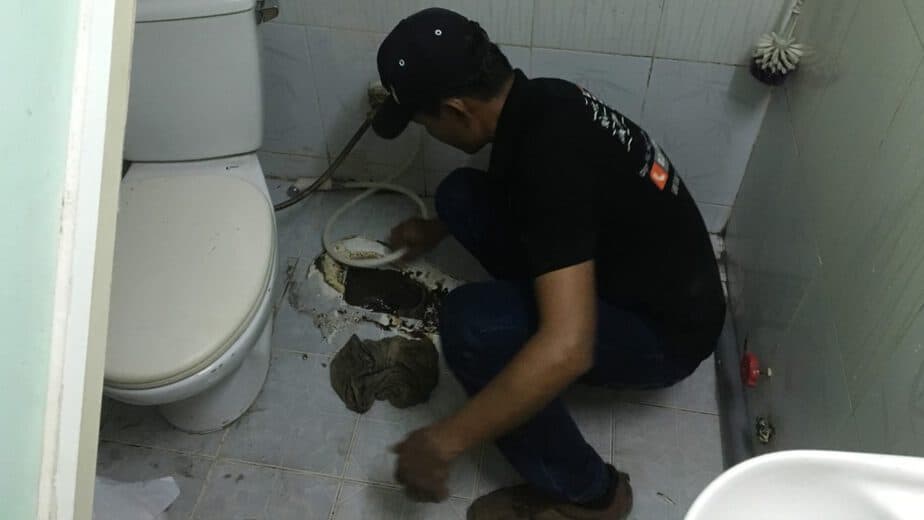 Xử lý mùi hôi nhà vệ sinh tại Đà Nẵng